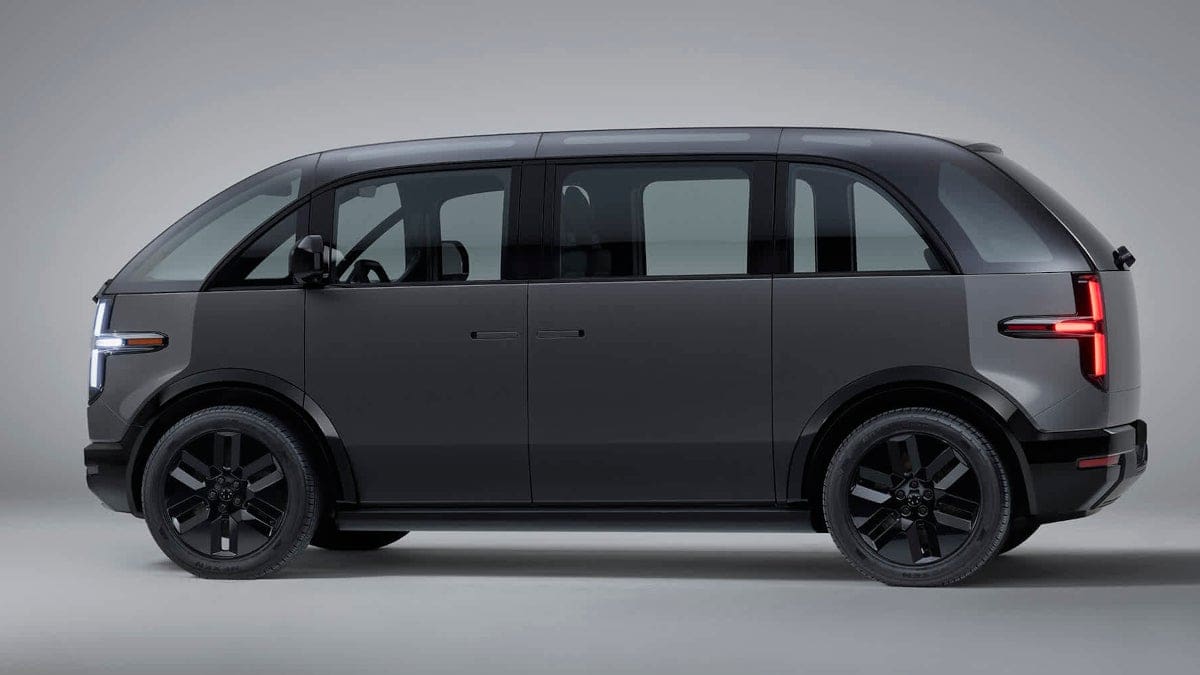 Featured image for Revolutionize Telecommunications: The Impact of Apple Car on the Auto Industry