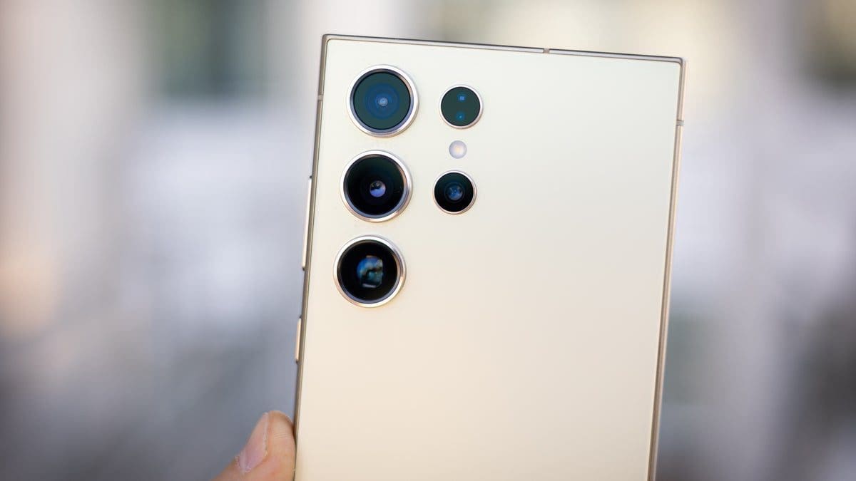 Featured image for Samsung Applauds Impressive Video Believed to be Captured by Galaxy S24 Ultra – Shocked by Unexpected Source!