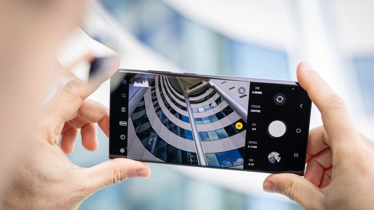 Featured image for Samsung hints at a 200MP telephoto camera sensor boasting 12x lossless zoom, remains silent on the arrival of S24