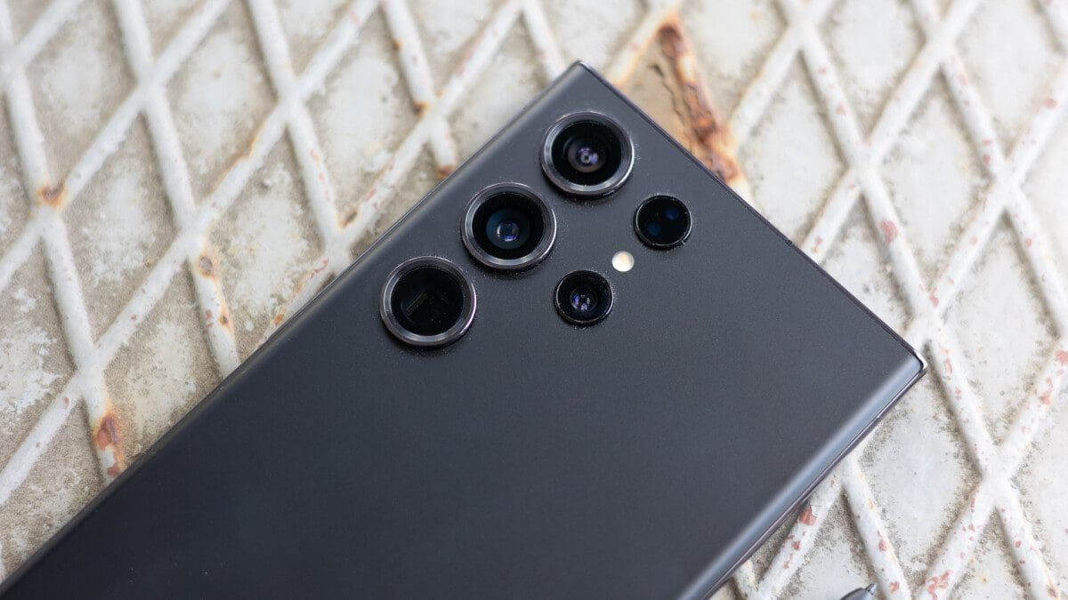 Featured image for Samsung insider predicts that the Galaxy S24 Ultra will no longer possess its superior camera attribute.
