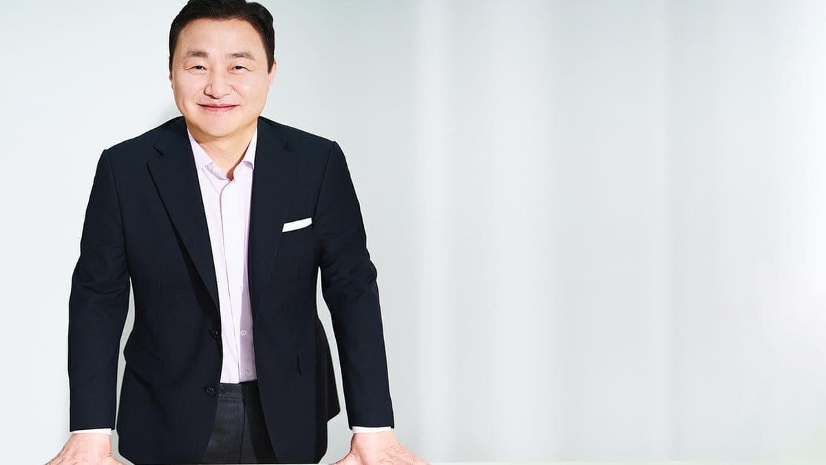 Featured image for Samsung’s Mobile Chief TM Roh Teases Innovative New Phones in Development
