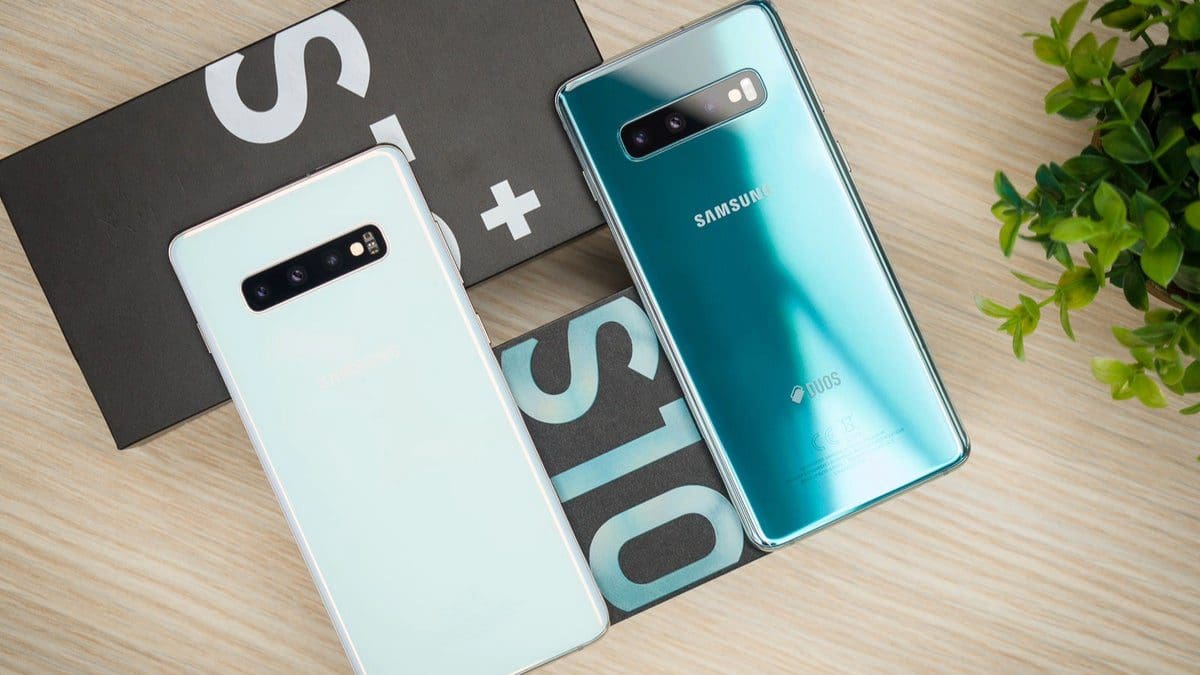Featured image for Say goodbye to updates: Galaxy S10 and Note 10 support cycle ends