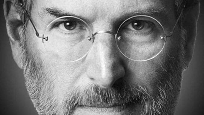 Featured image for Steve Jobs Card Sells for Price of 180 iPhones: Unbelievable Telecommunications Deal!
