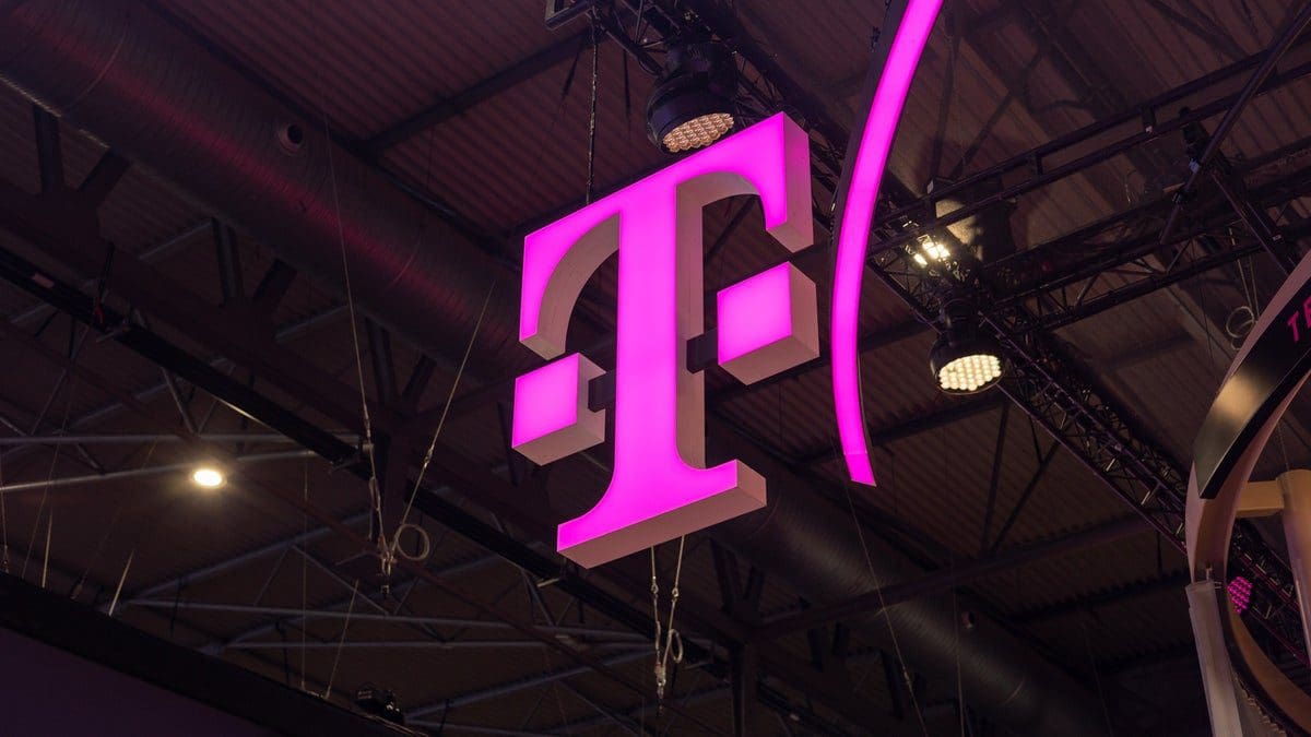 Featured image for T-Mobile Sparks Confusion and Anger with Unnamed Price Hikes on Phone Plans
