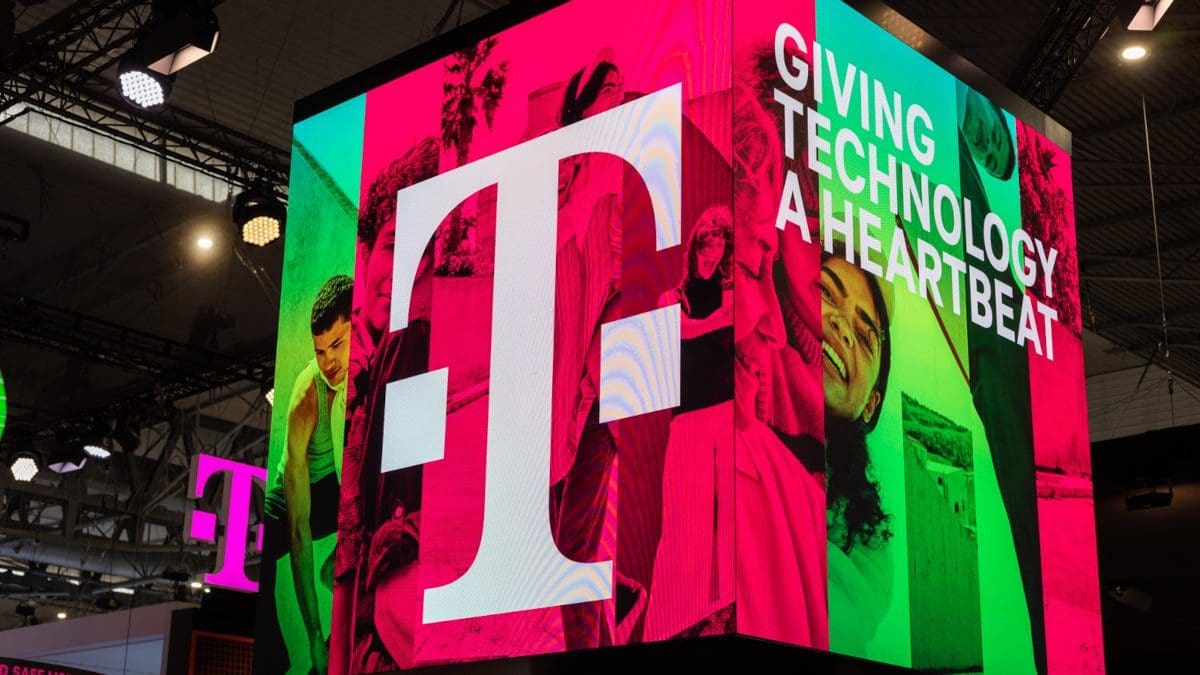Featured image for T-Mobile’s Bold Move: Offering FCC for Mid-Band Spectrum Delay