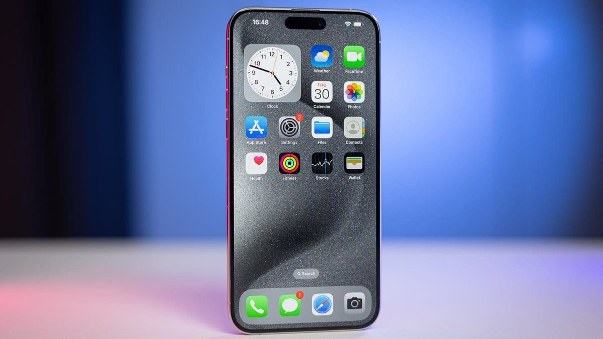 Featured image for Telecom Troubles: iPhone Alarm Bug Resurfaces, Causing Frustration Across Canada