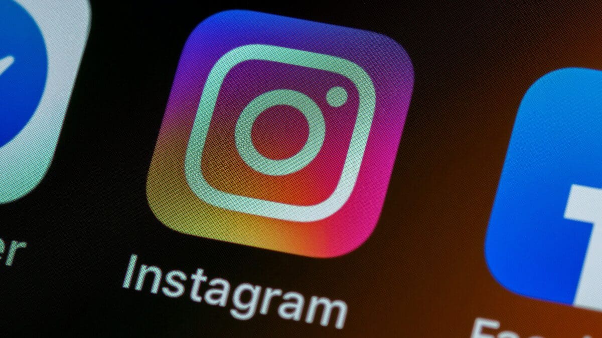 Featured image for Testing Themed Icons for Android Apps: Facebook and Instagram Experiment