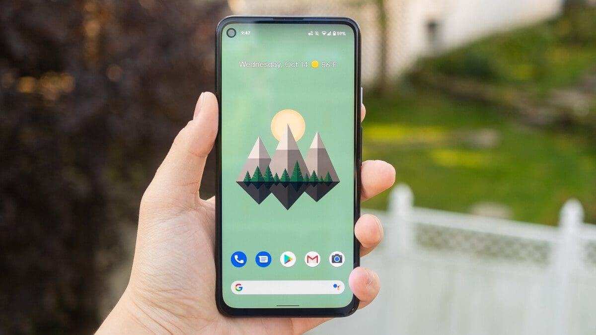 Featured image for The non-5G version of Google’s Pixel 4a reaches its end of the line