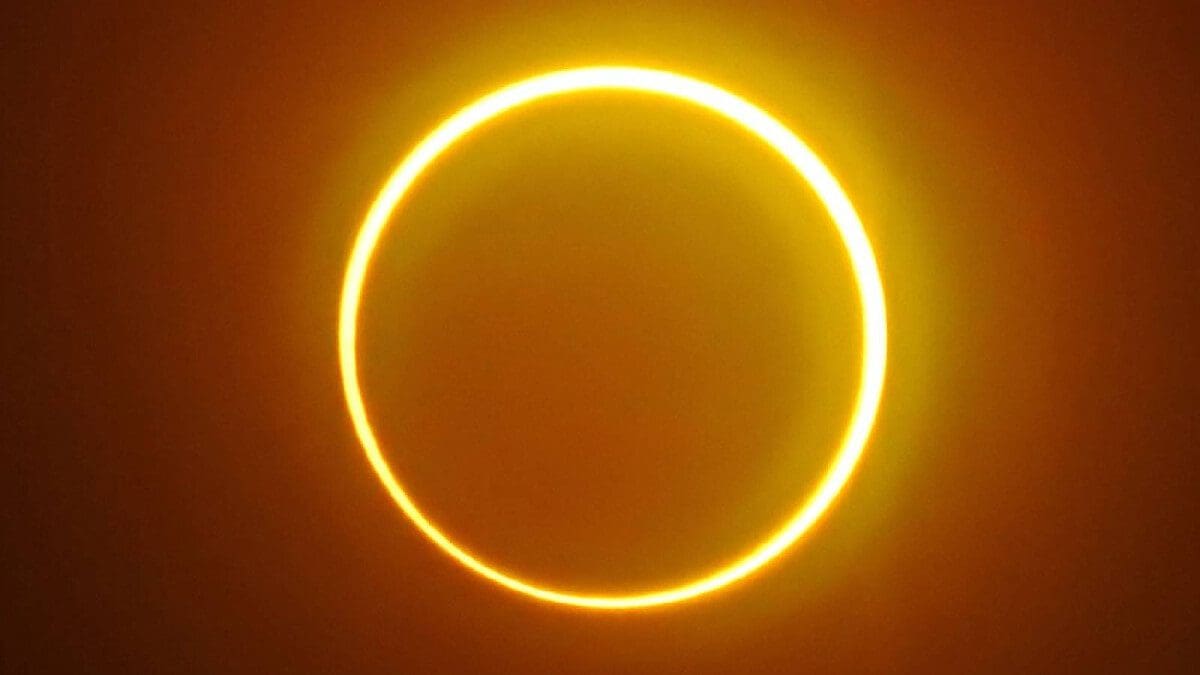 Featured image for The Second Most Unwise Act this Saturday: Capturing Solar Eclipse Photos with Your Phone