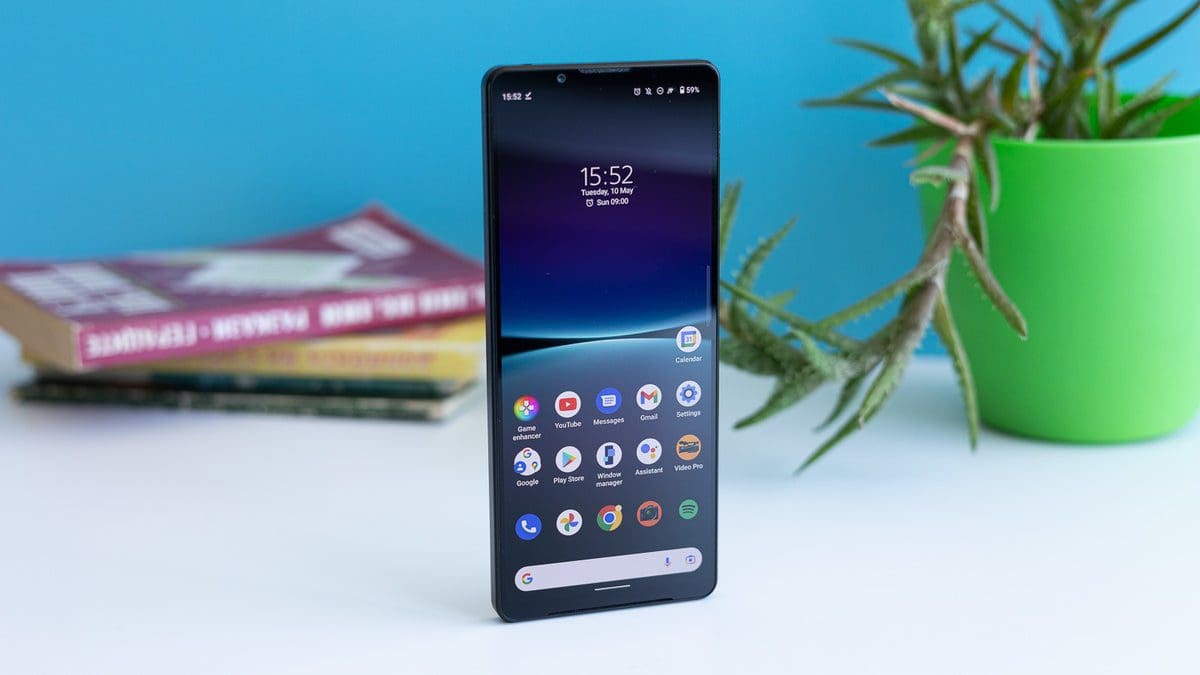 Featured image for Three Sony Xperia smartphones receive Android 14 updates from Sony