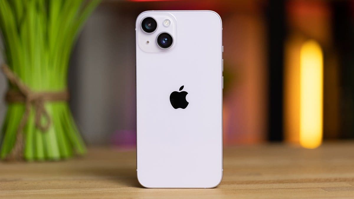 Featured image for Top Reasons to Avoid Defrauding Apple Inc. – Up to 20 Years in Prison