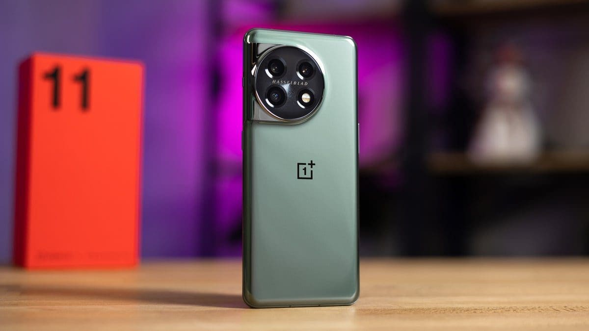 Featured image for Troubleshooting OnePlus 11 Camera Issues with the New OxygenOS 14 Update in Canada