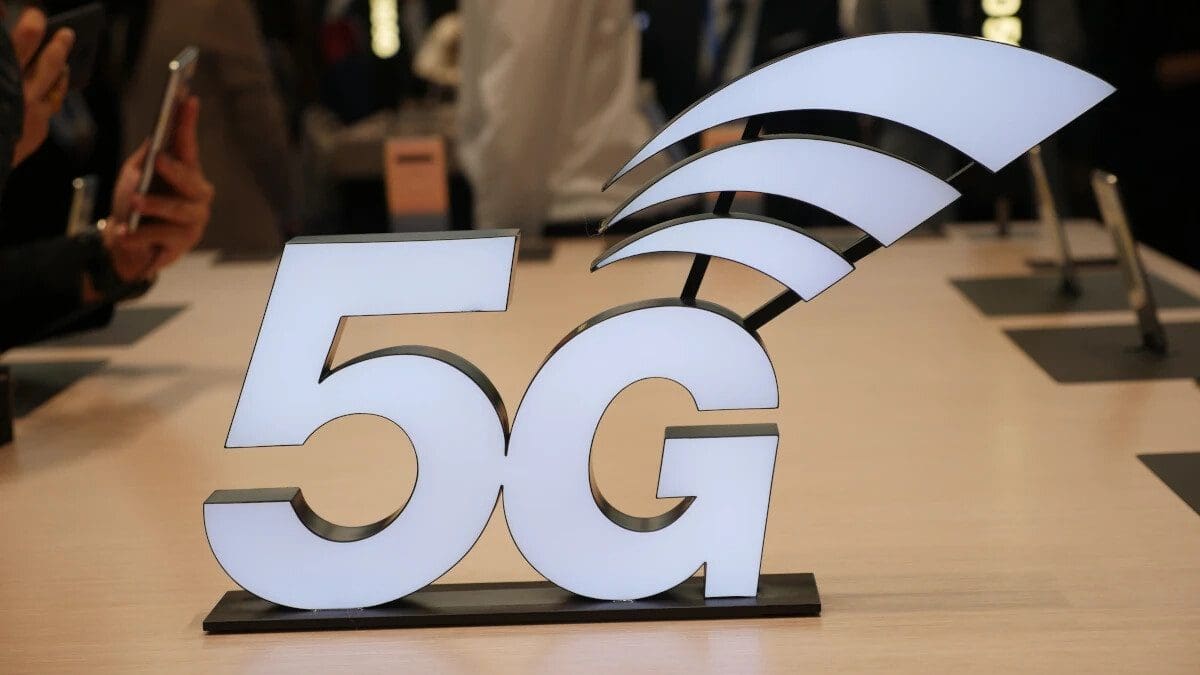 Featured image for U.S. Telecom Companies Seek to Bridge Gaps in their 5G Network Coverage