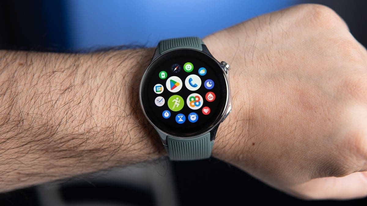 Featured image for Unbeatable Deal Alert: OnePlus Watch 2 – Battery King with Free OnePlus Buds 3!