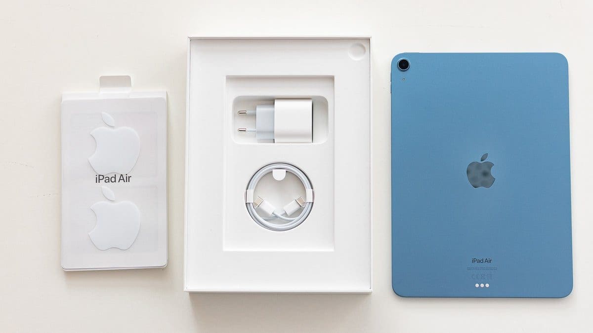 Featured image for Unboxing the iPad Air 6 (2024): Discover the Latest Features!
