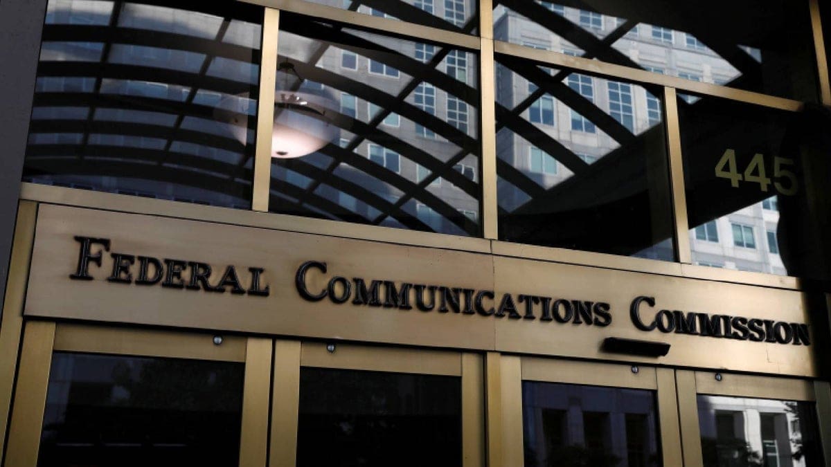Featured image for Unlocking Freedom: FCC’s New Guidelines for Carrier Unlocking Benefits Consumers