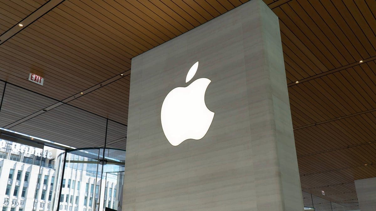 Featured image for Unveiling the Cutting-Edge Sensor Feature on the iPad Pro 2024: A Telecommunications Breakthrough!
