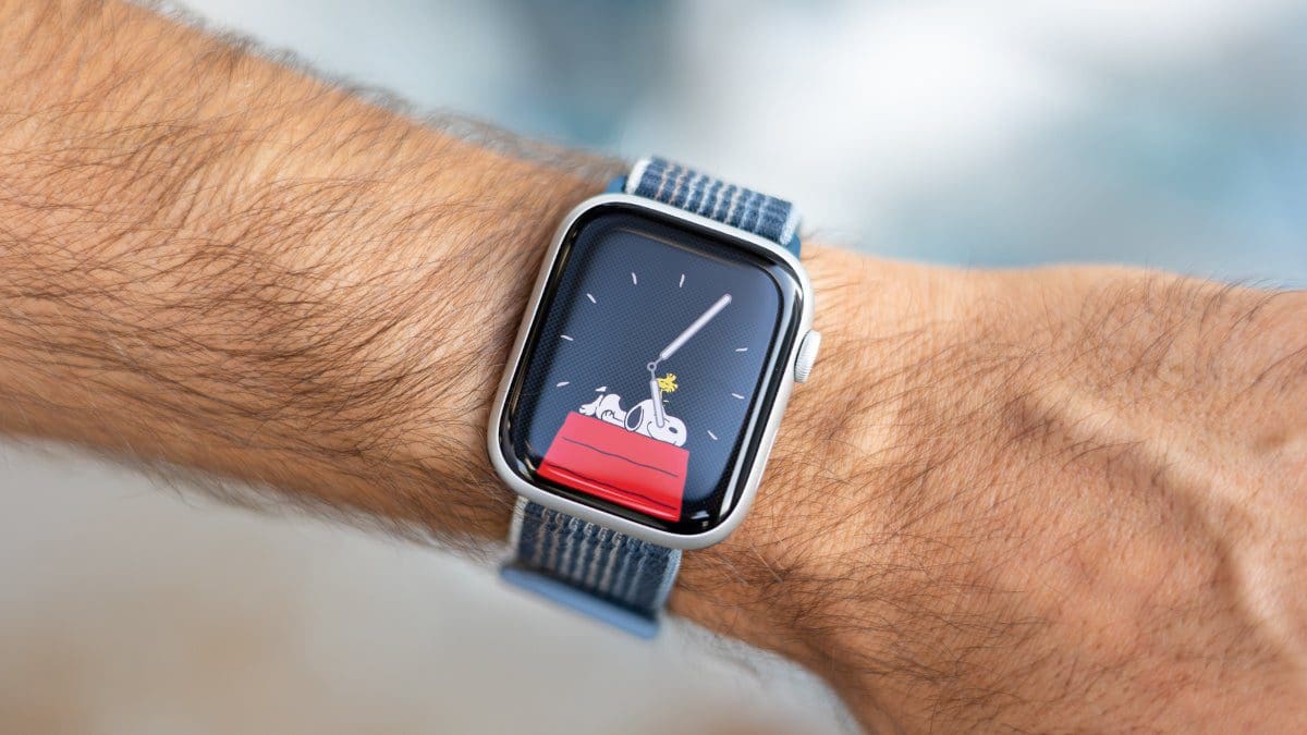 Featured image for WatchOS 10.2 will bring back a popular and useful feature to the Apple Watch