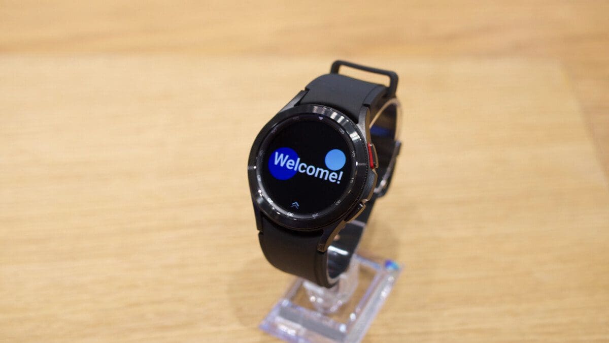 Featured image for Wear OS 4 Update Coming to Samsung Galaxy Watch 4 in the US