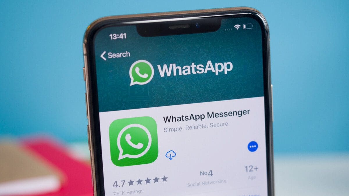 Featured image for WhatsApp introduces new feature allowing group calls with up to 31 participants