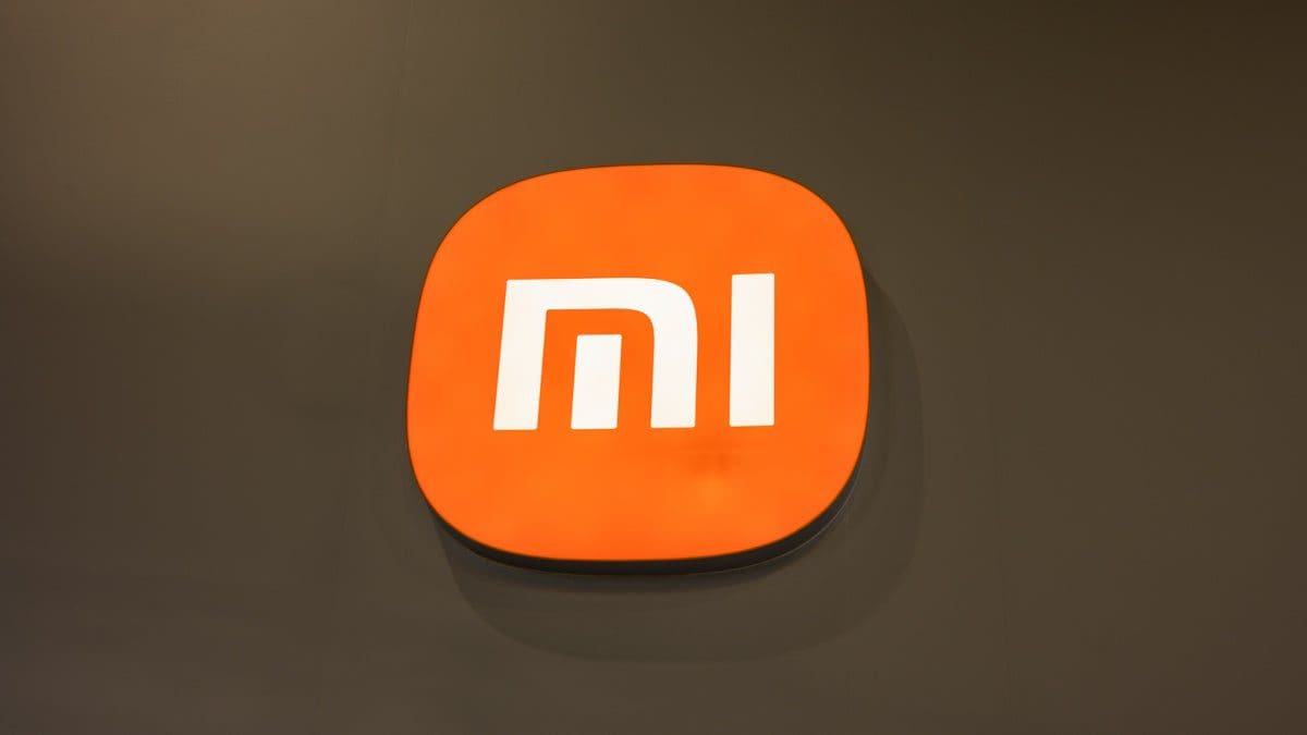 Featured image for Xiaomi Mix Flip: Unveiling the Quickest Charging Speed in Clamshell Foldable Phones in Canada