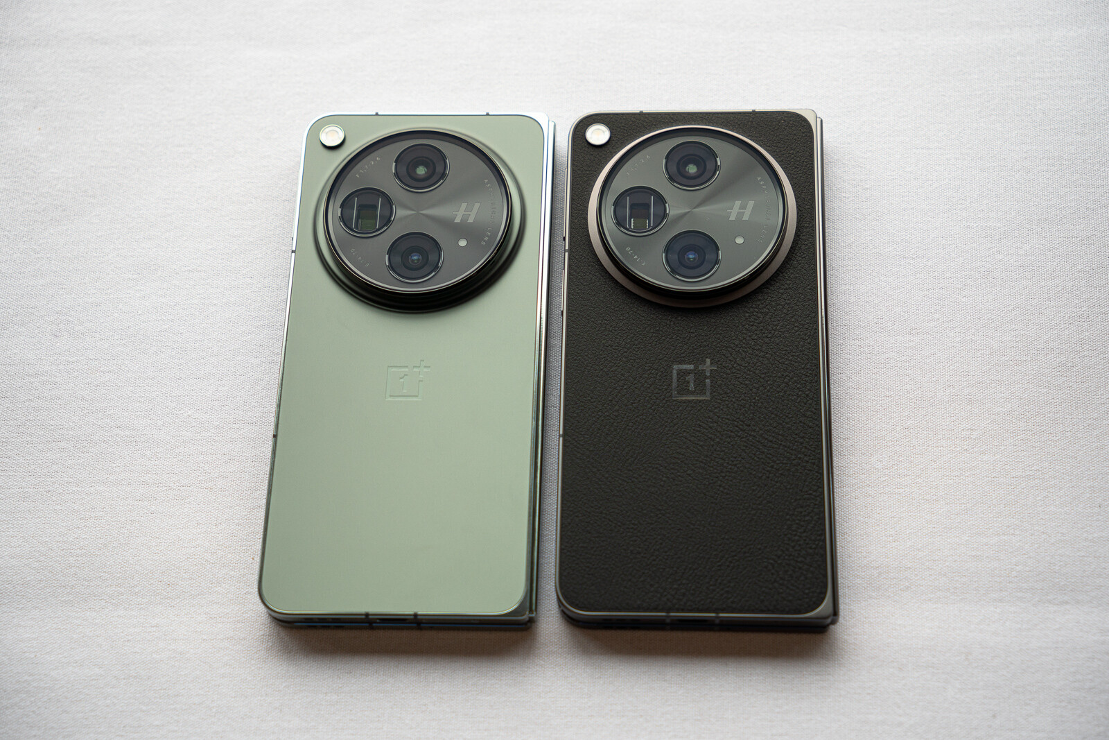 The OnePlus Open in Emerald Dusk and Voyager Black - OnePlus Open colors: all the official hues