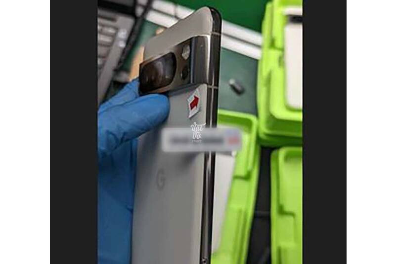 Leaked Pixel 8 Pro unboxing images spill every last secret about its design